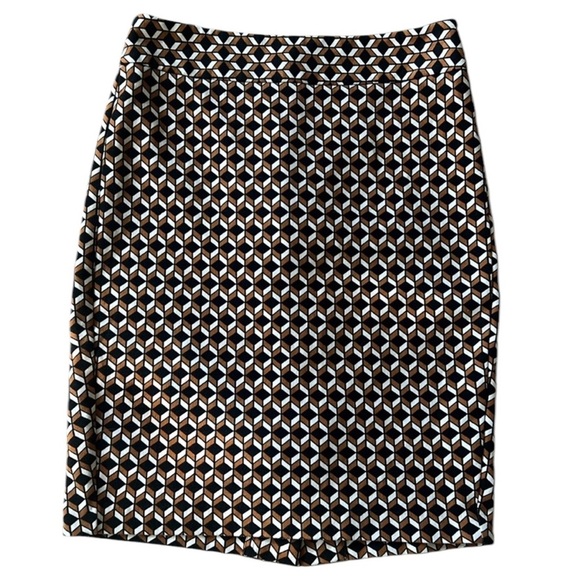 Ann Taylor pencil skirt size 0. Excellent condition. Zipper back kick flip - Picture 1 of 10